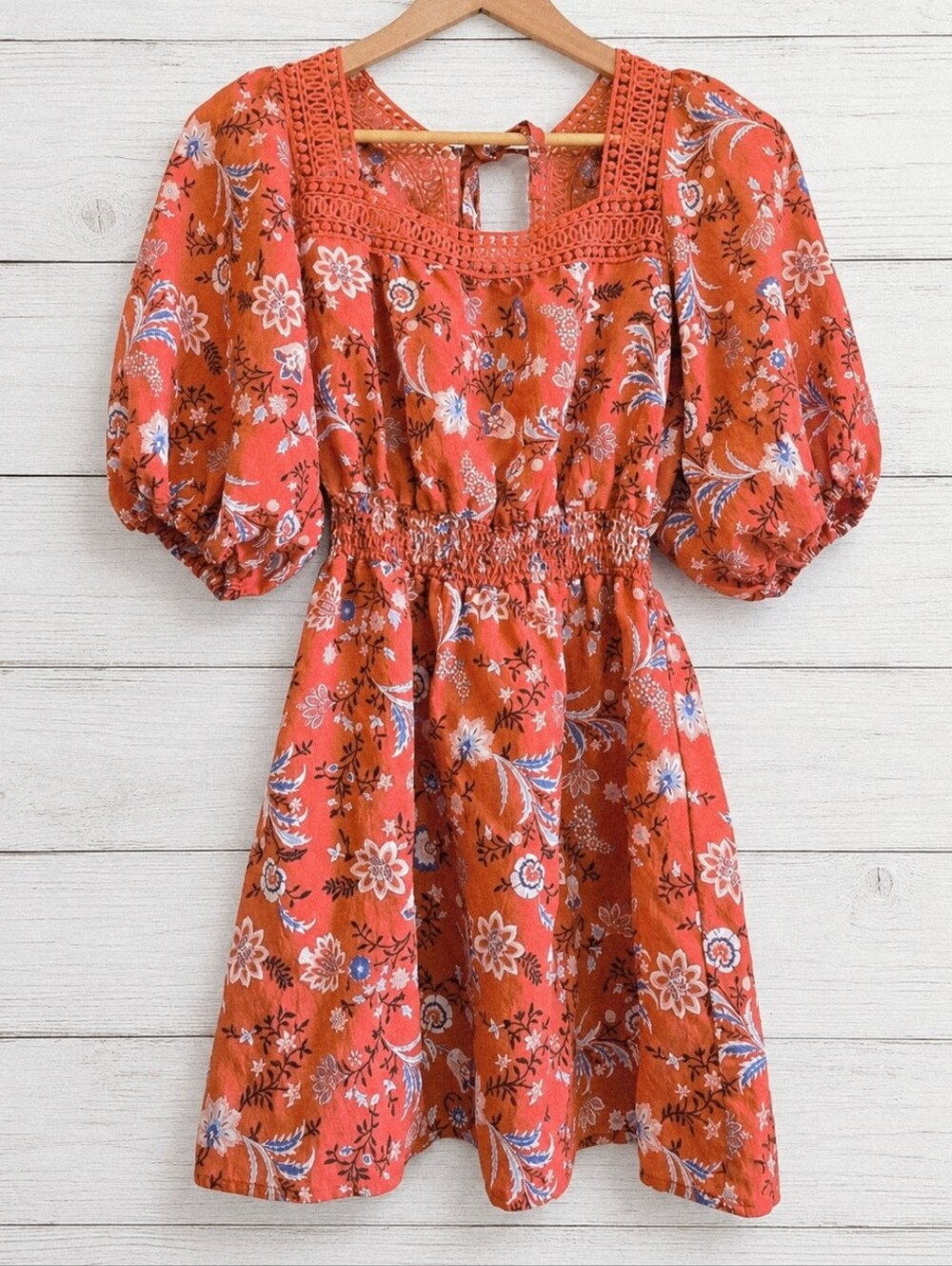 Forever 21 Floral Puff-Sleeve Mini Dress Size L